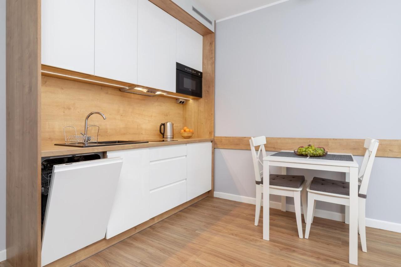 Apartments Cracow Wawrzynca By Noclegi Renters クラクフ エクステリア 写真