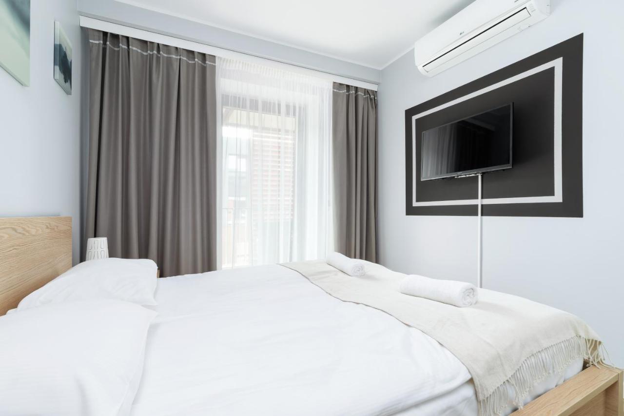 Apartments Cracow Wawrzynca By Noclegi Renters クラクフ エクステリア 写真