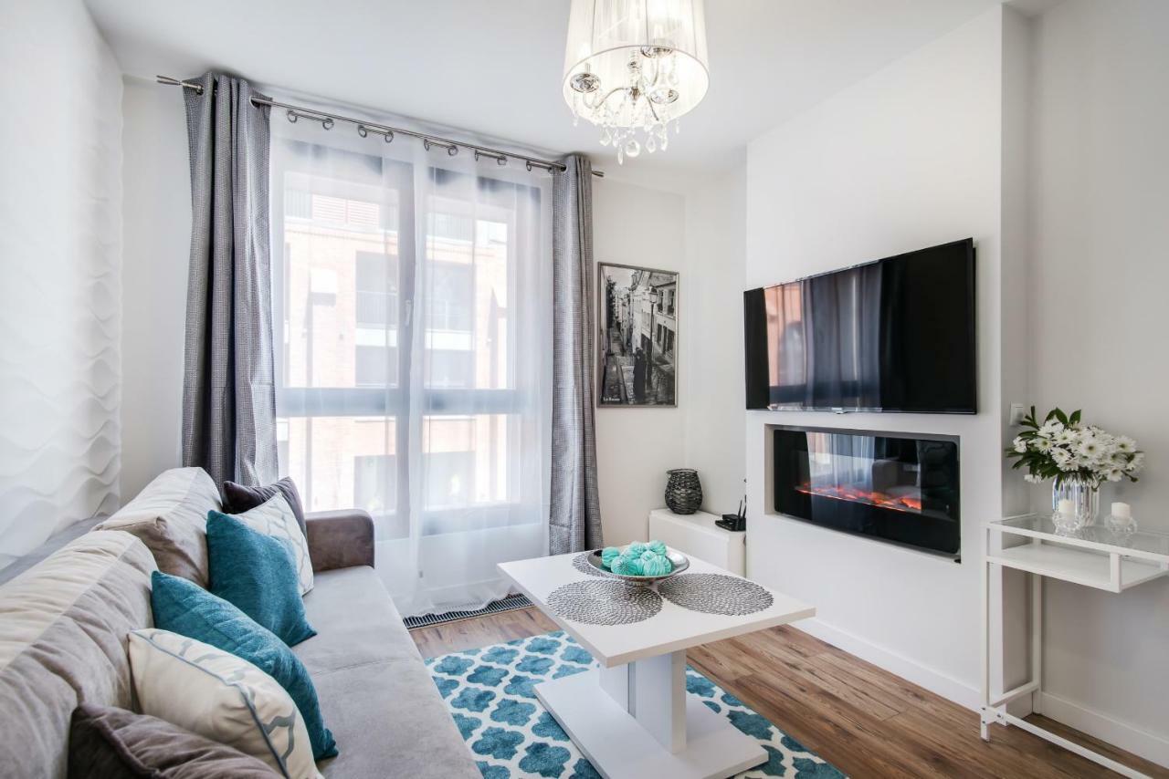Apartments Cracow Wawrzynca By Noclegi Renters クラクフ エクステリア 写真